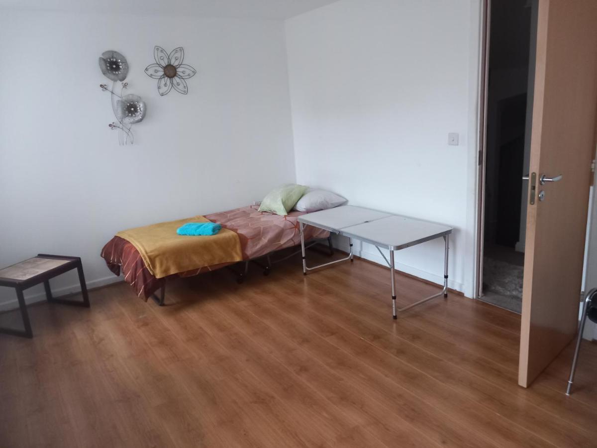 Private Rooms, 2 Showers In 3 Storey Hse, 25 Minutes Walk From Leicester City Centre Екстериор снимка